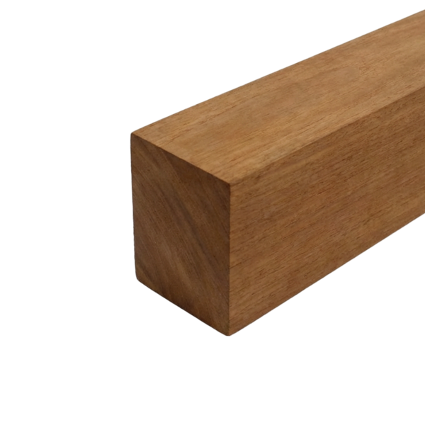 Paal 150 x 150 mm 4,50 mtr Hardhout Okan