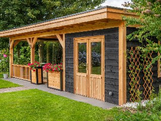Plat dak Nijverdal douglas 900 × 410 cm zwart geïmpregneerd