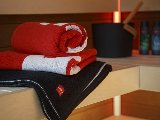 Harvia handdoek 70,0 × 140 cm rood, foto 3