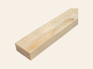 Blank vuren lat fijnbezaagd