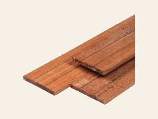 Hardhouten plank geschaafd